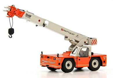 Shuttle lift 5540F Carry deck Crane